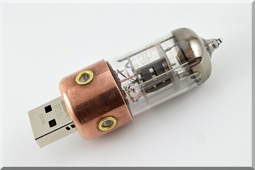 Handmade 128GB USB 3.0 Orange Pentode Radio Tube USB Flash Drive with Stand Steampunk/Industrial Style 